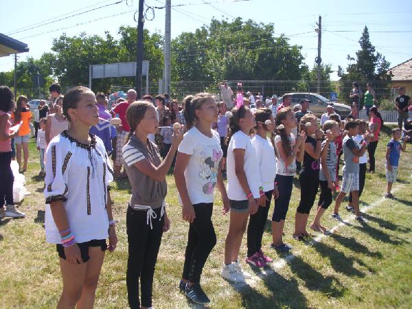 La Hora in Sat - Comuna Gagesti 2014