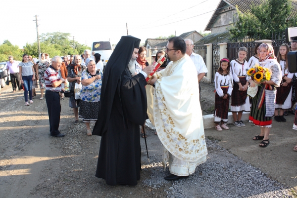 Slujba de sfinţire a bisericii din localitatea Peicani, comuna Găgești, 28 iulie 2019