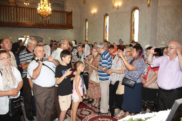 Slujba de sfinţire a bisericii din localitatea Peicani, comuna Găgești, 28 iulie 2019