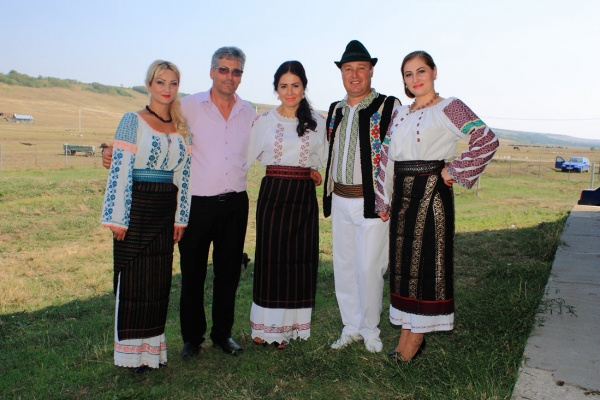 Ziua comunei Gagesti 2015 - Ansamblul Mugurelul si invitatii sai