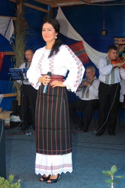 Ziua comunei Gagesti 2015 - Ansamblul Mugurelul si invitatii sai