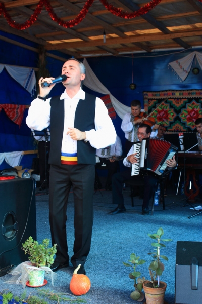 Ziua comunei Gagesti 2015 - Ansamblul Mugurelul si invitatii sai
