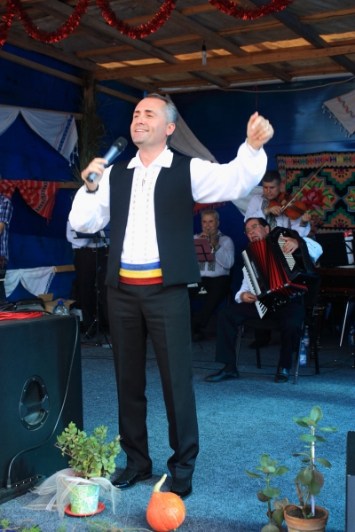 Ziua comunei Gagesti 2015 - Ansamblul Mugurelul si invitatii sai